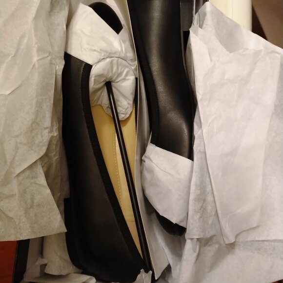 Nine West Black "JOLEE" cap-toe ballerina flats, NWOT in original packaging - Picture 7 of 7